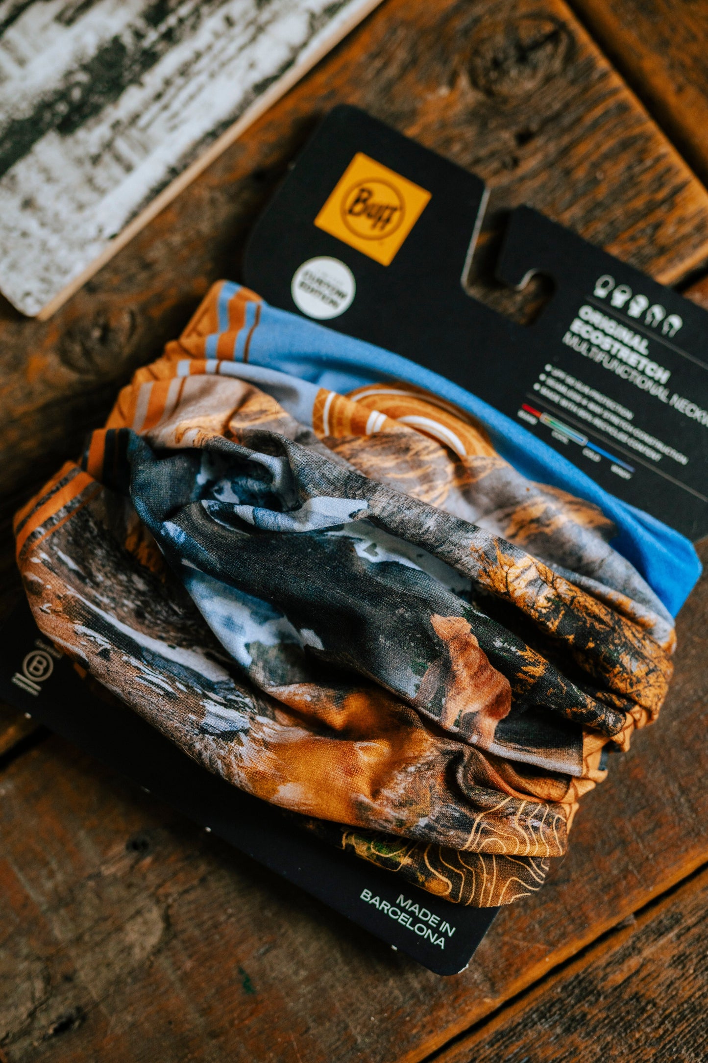 Floe Lake Buff®️ Colaboración de artistas de edición limitada