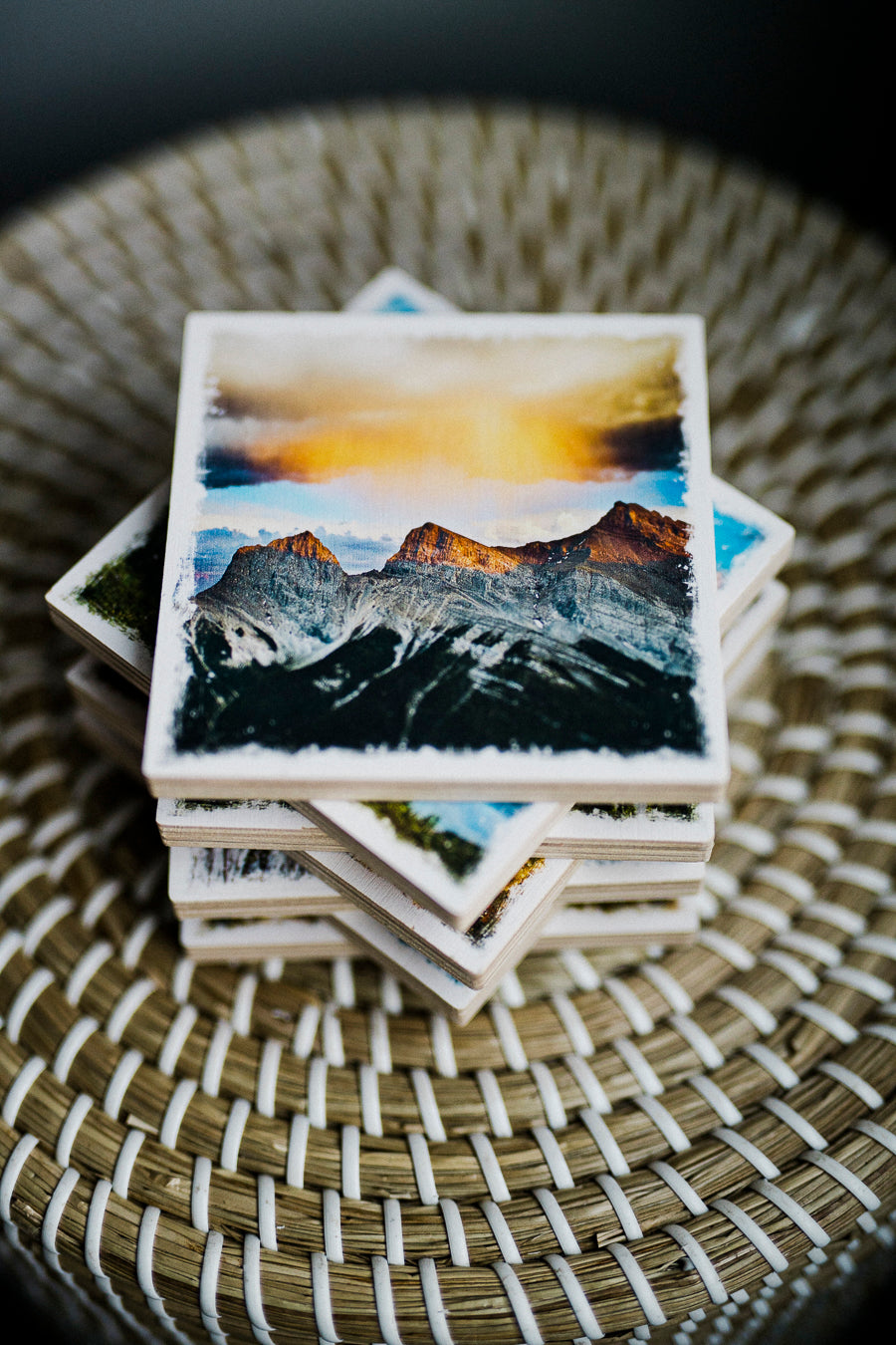 Posavasos con fotografías de madera de abedul de las Montañas Rocosas canadienses de Kananaskis en otoño