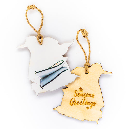 New Brunswick Wooden Holiday Ornament Seasons Greetings Dory