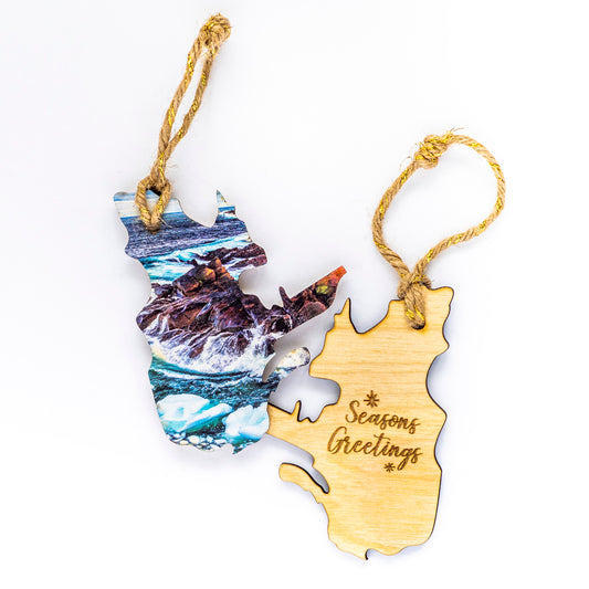 Quebec Wooden Holiday Ornament Seasons Greetings Blanc Sablon