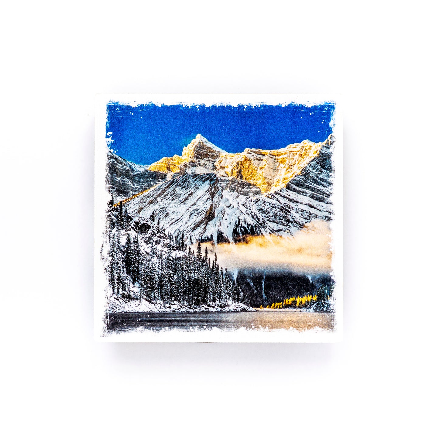 Posavasos con fotografía de madera de abedul Amanecer invernal de las Montañas Rocosas canadienses