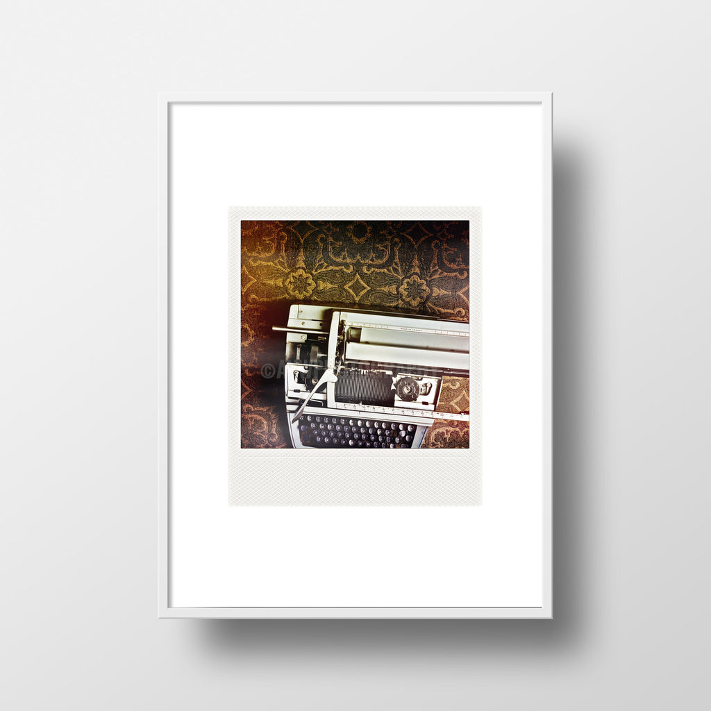 Discontinued Polaroid Magnet <br>Vintage Typewriter <br> Metallic Finish